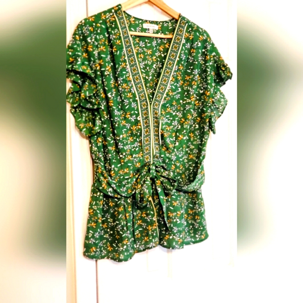Max Studio Green Puff Sleeve Blouse with Tie Front